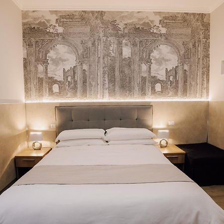 Casa Mirabilia Hotel Rome Exterior photo