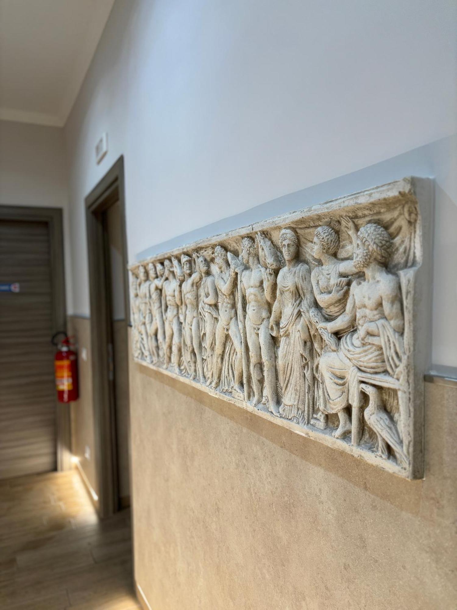 Casa Mirabilia Hotel Rome Exterior photo